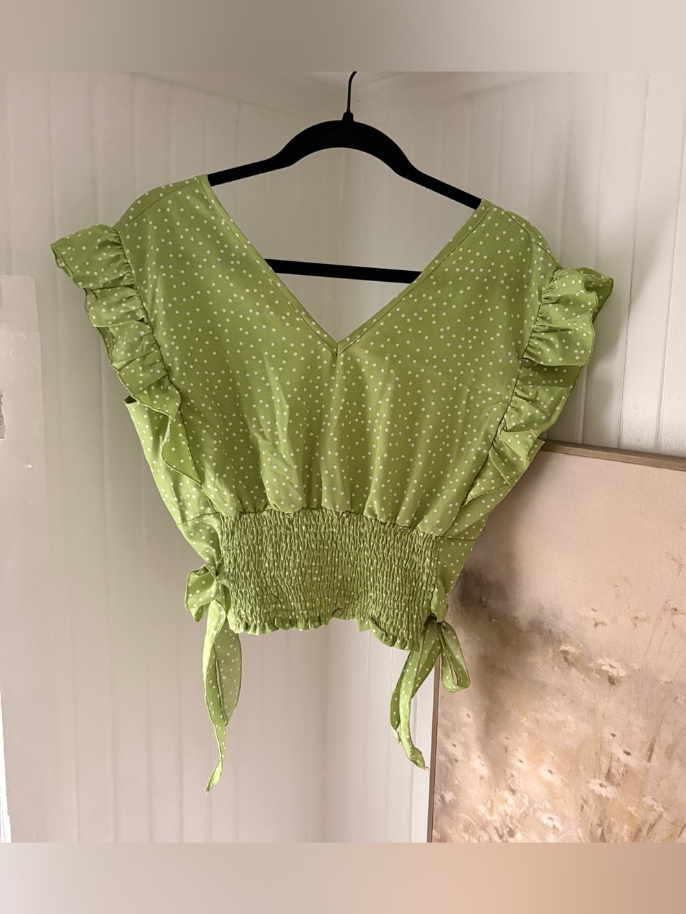Polka Dot Ruffle V-Neck Crop Top - Light Green